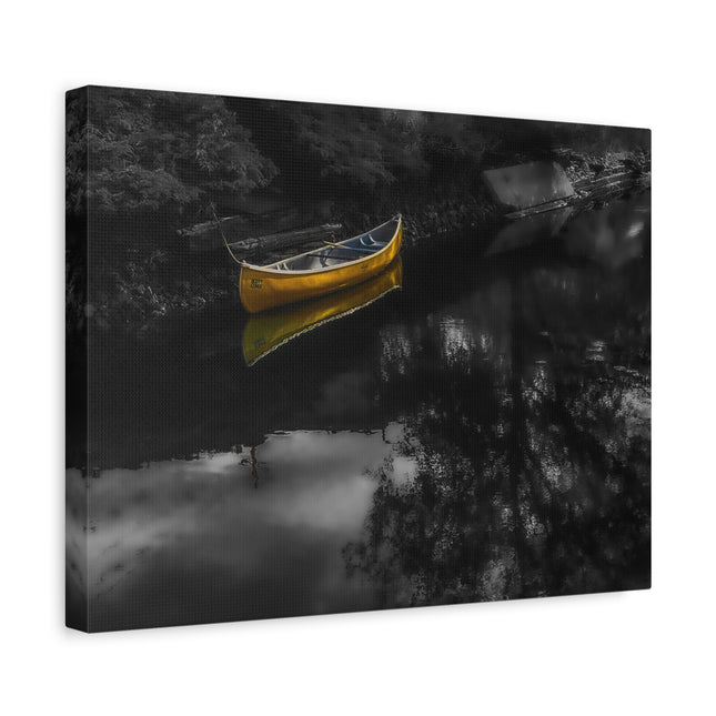 Toile murale représentant un canoë jaune serein