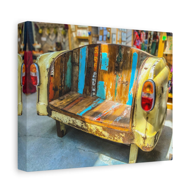 Toile murale rustique représentant un canapé de voiture vintage 