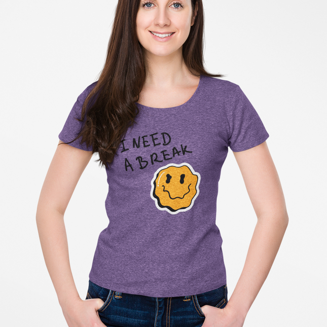 T-shirt sculpté « J'ai besoin d'une pause » 