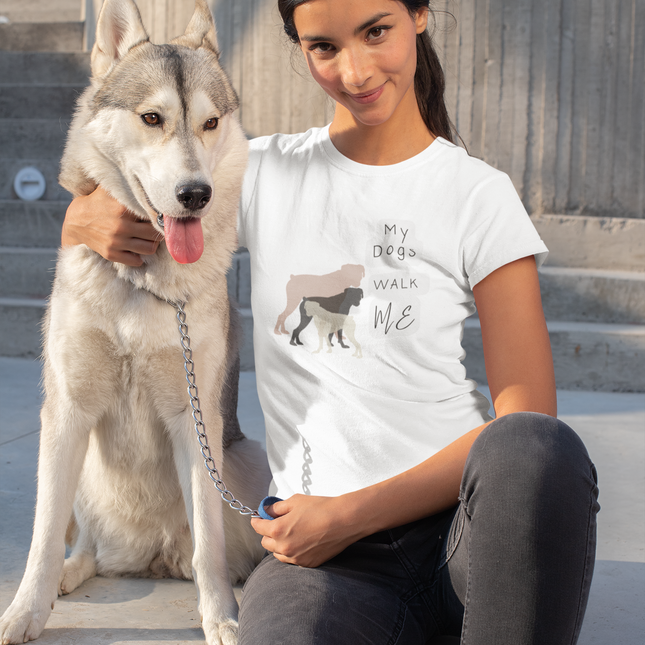 T-shirt sculpté « Mes chiens me promènent » 