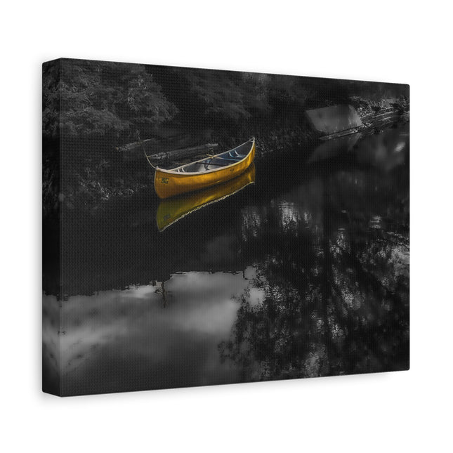 Toile murale représentant un canoë jaune serein